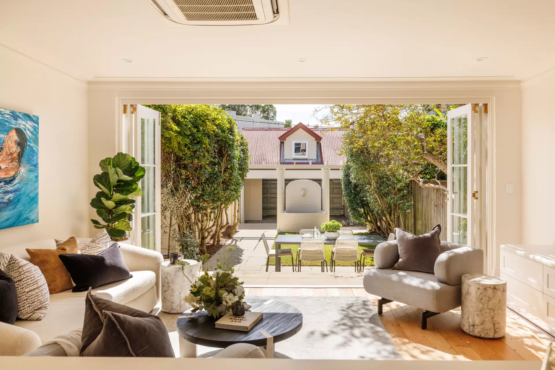 2 Woodstock Street, Bondi Junction Auction by Sydney Sotheby's International Realty - image 1