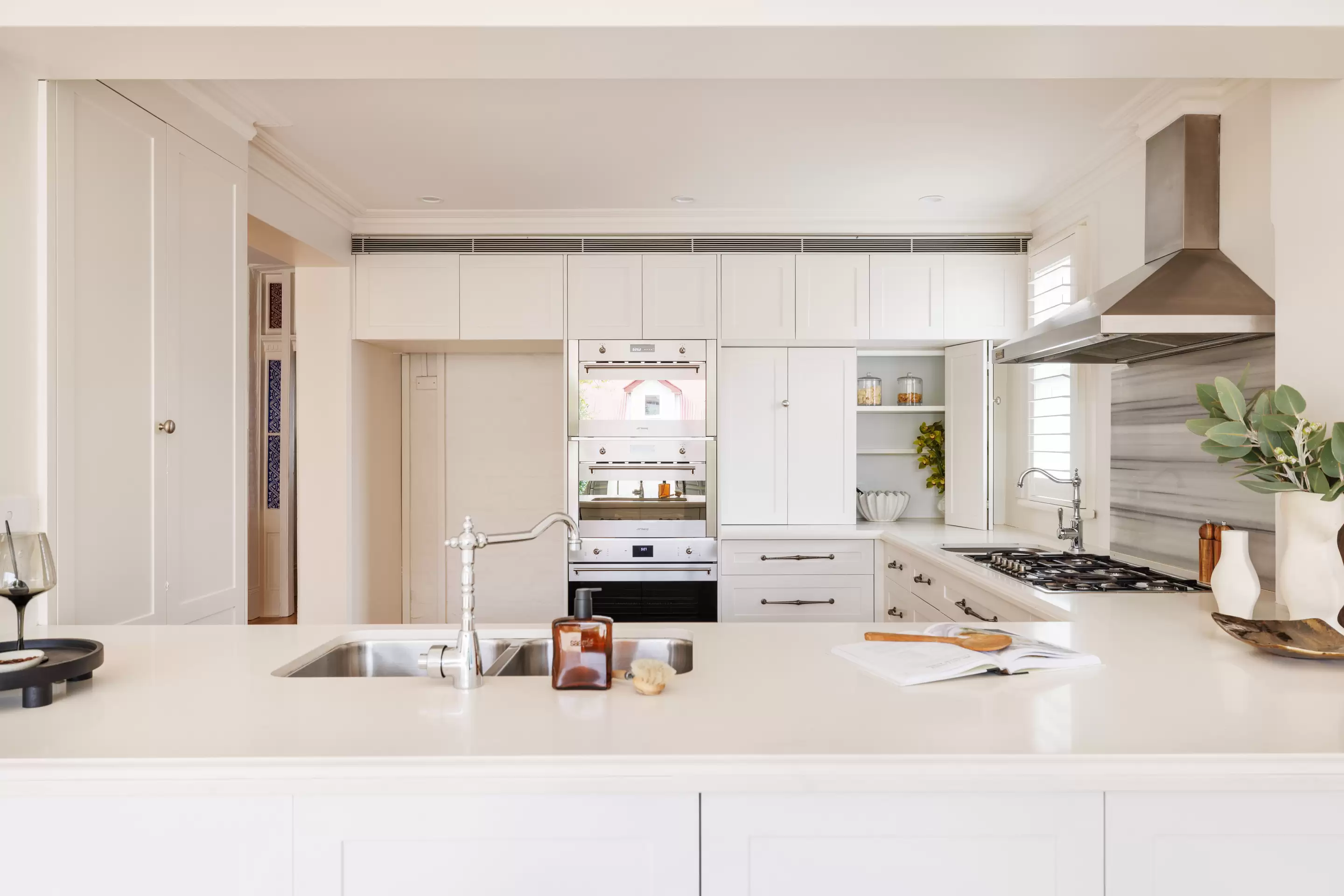 2 Woodstock Street, Bondi Junction Auction by Sydney Sotheby's International Realty - image 8