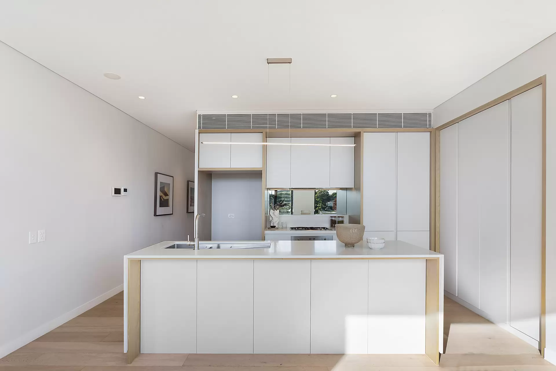 311/3 Young Street, Randwick Sold by Sydney Sotheby's International Realty - image 3
