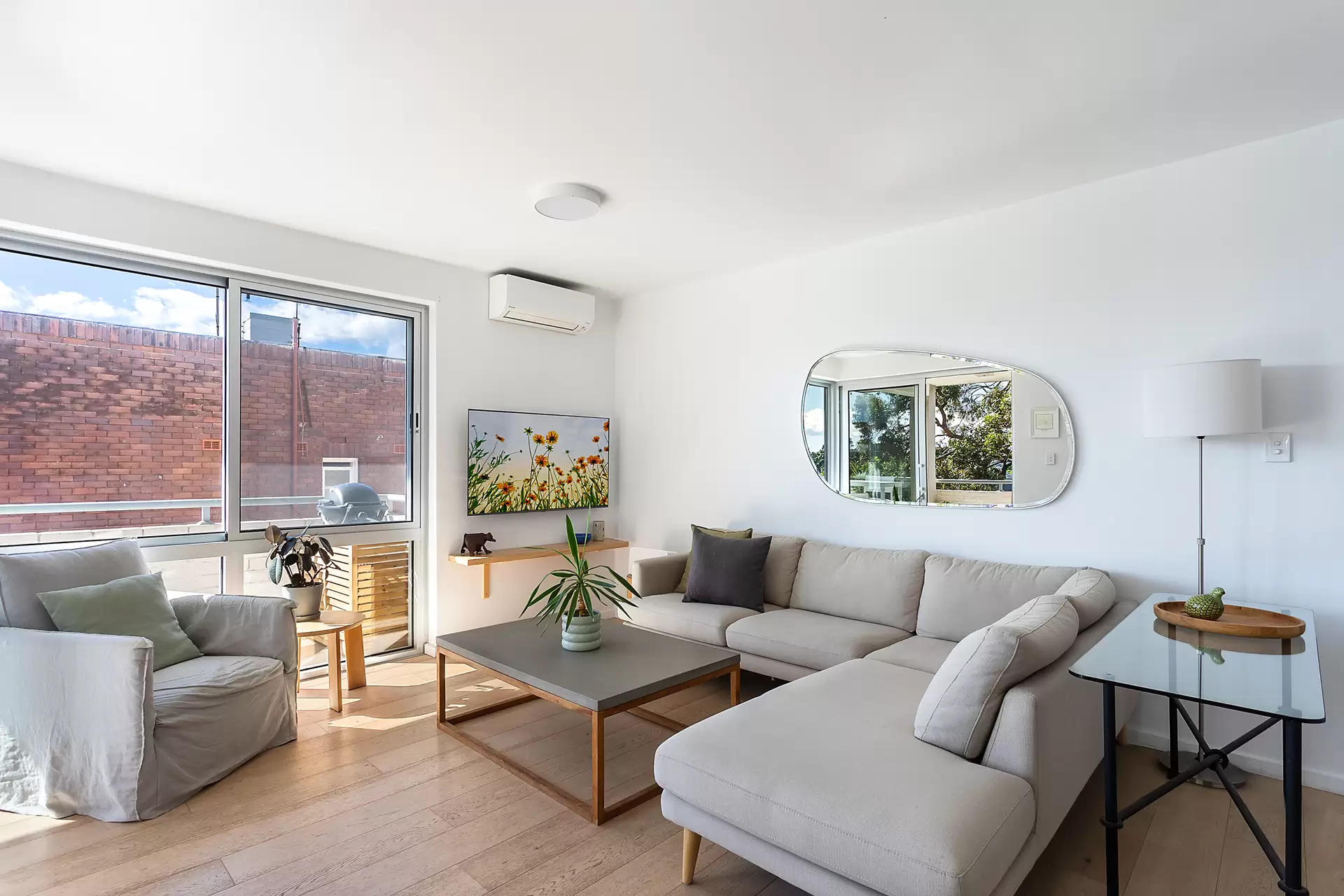 8/28-30 Simpson Street, Bondi Beach Auction by Sydney Sotheby's International Realty - image 4