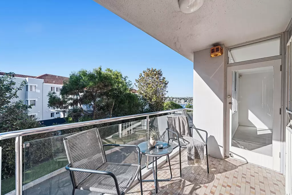 1A/26-28 Etham Avenue, Darling Point Auction by Sydney Sotheby's International Realty