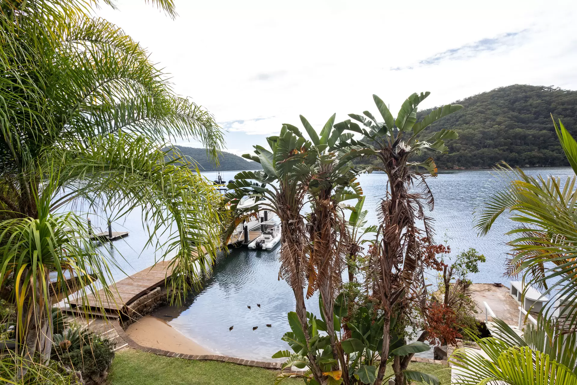 24 & 25 Coba Point, Berowra Waters For Sale by Sydney Sotheby's International Realty - image 1