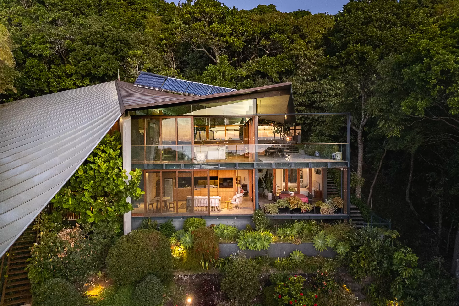 59 Brownell Drive, Byron Bay For Sale by Sydney Sotheby's International Realty - image 2