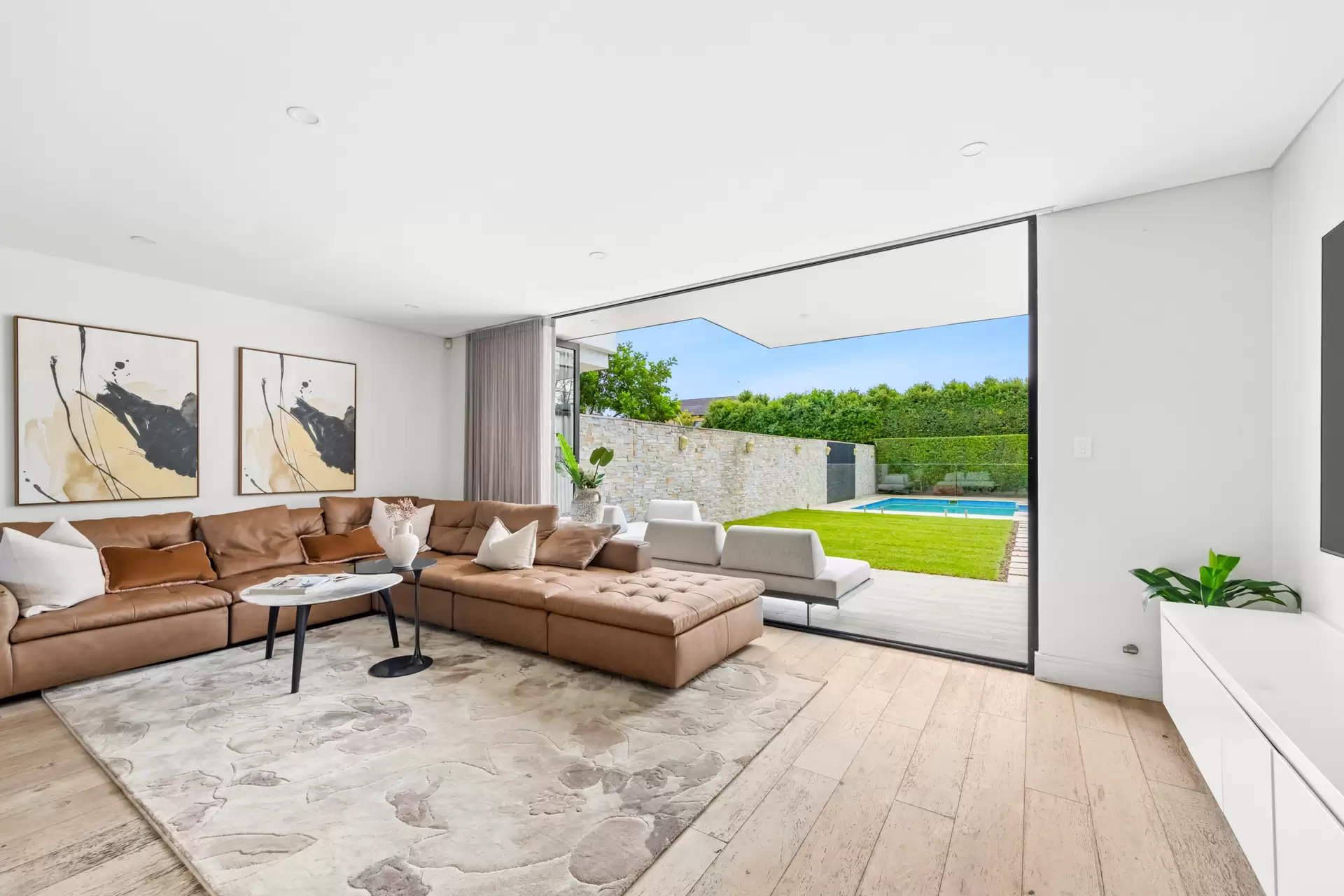 143 King Street, Mascot Sold by Sydney Sotheby's International Realty - image 4