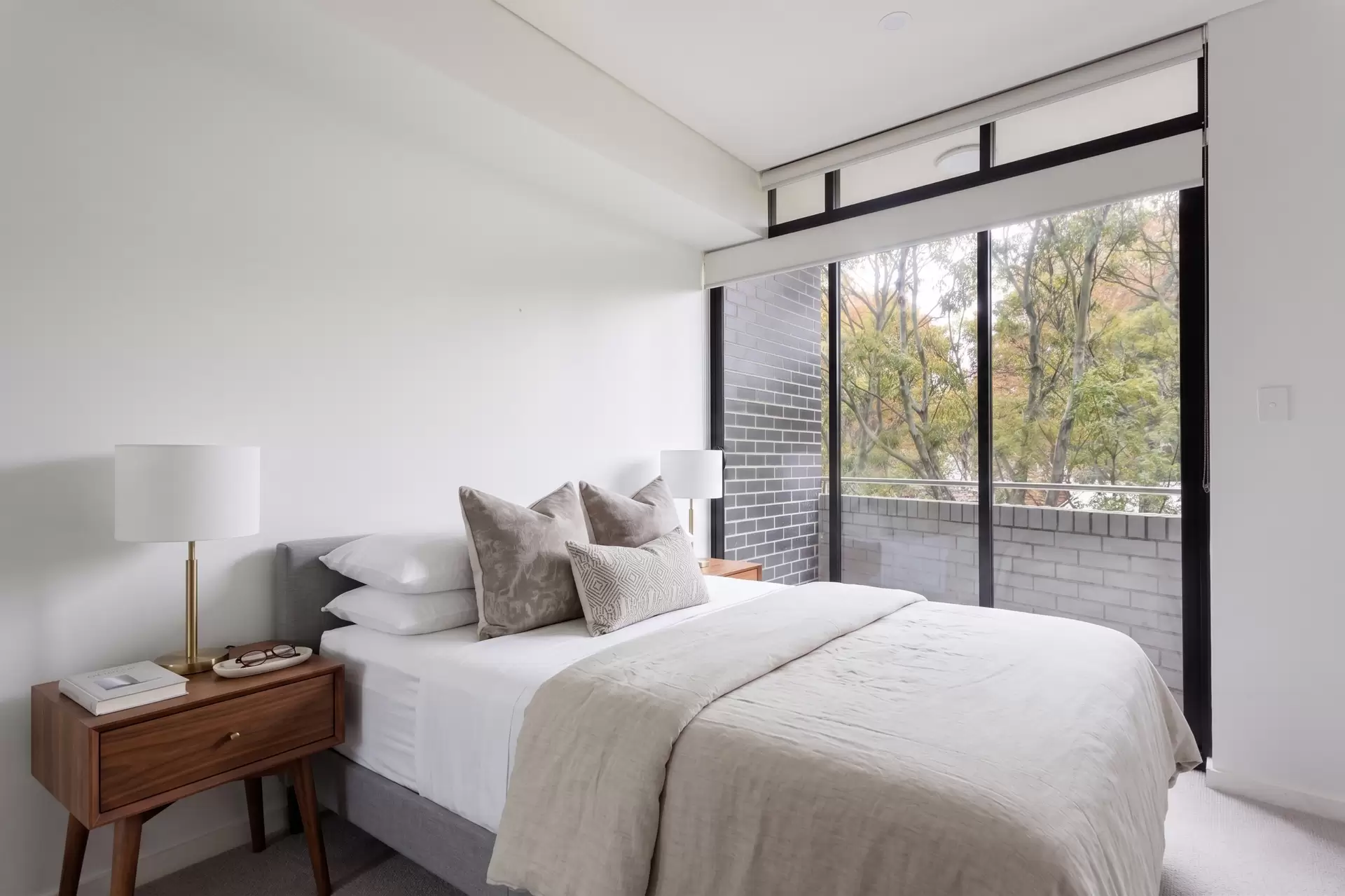 308/18 Neild Avenue, Darlinghurst Auction by Sydney Sotheby's International Realty - image 1