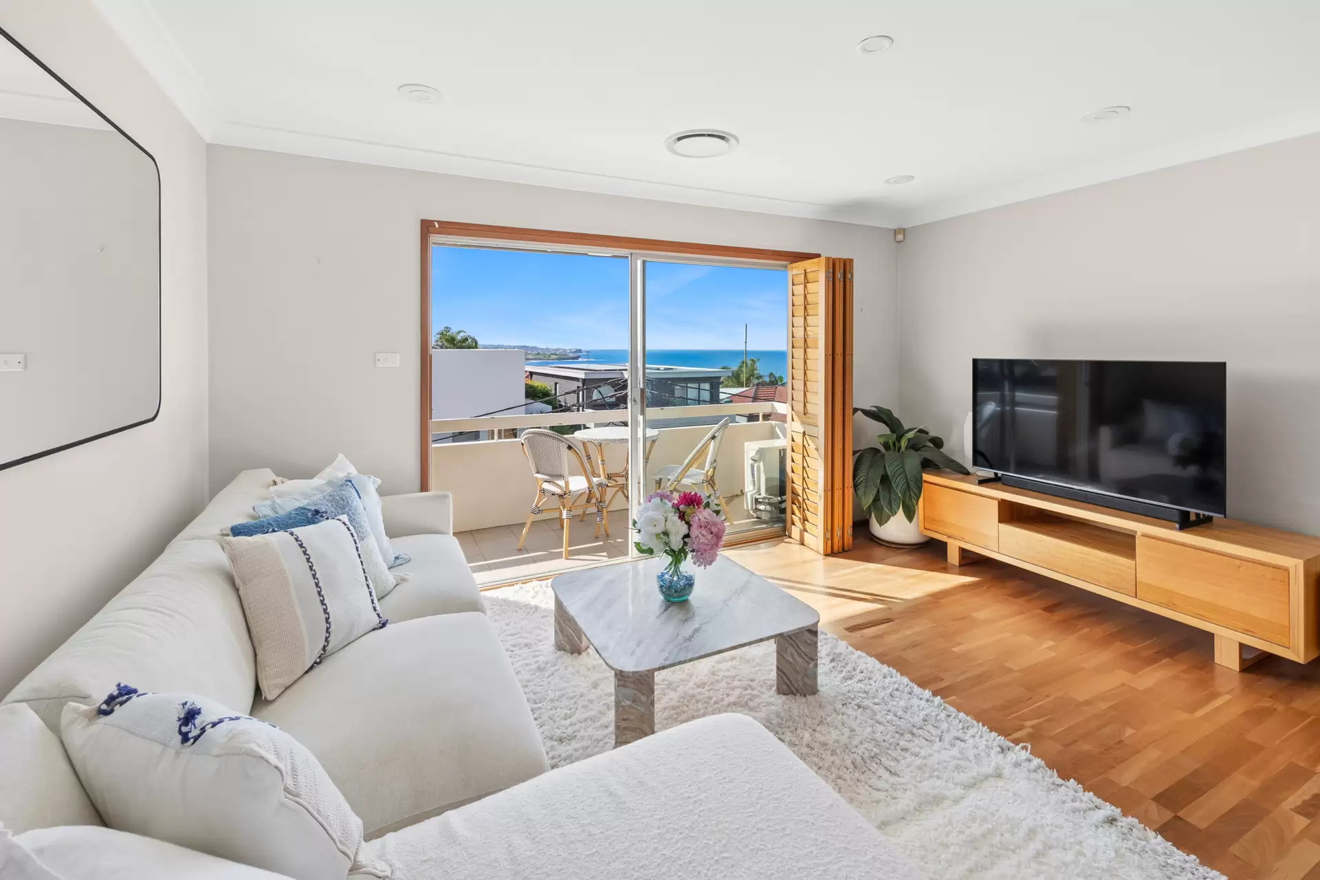 6/217 Malabar Road, South Coogee Auction by Sydney Sotheby's International Realty - image 1