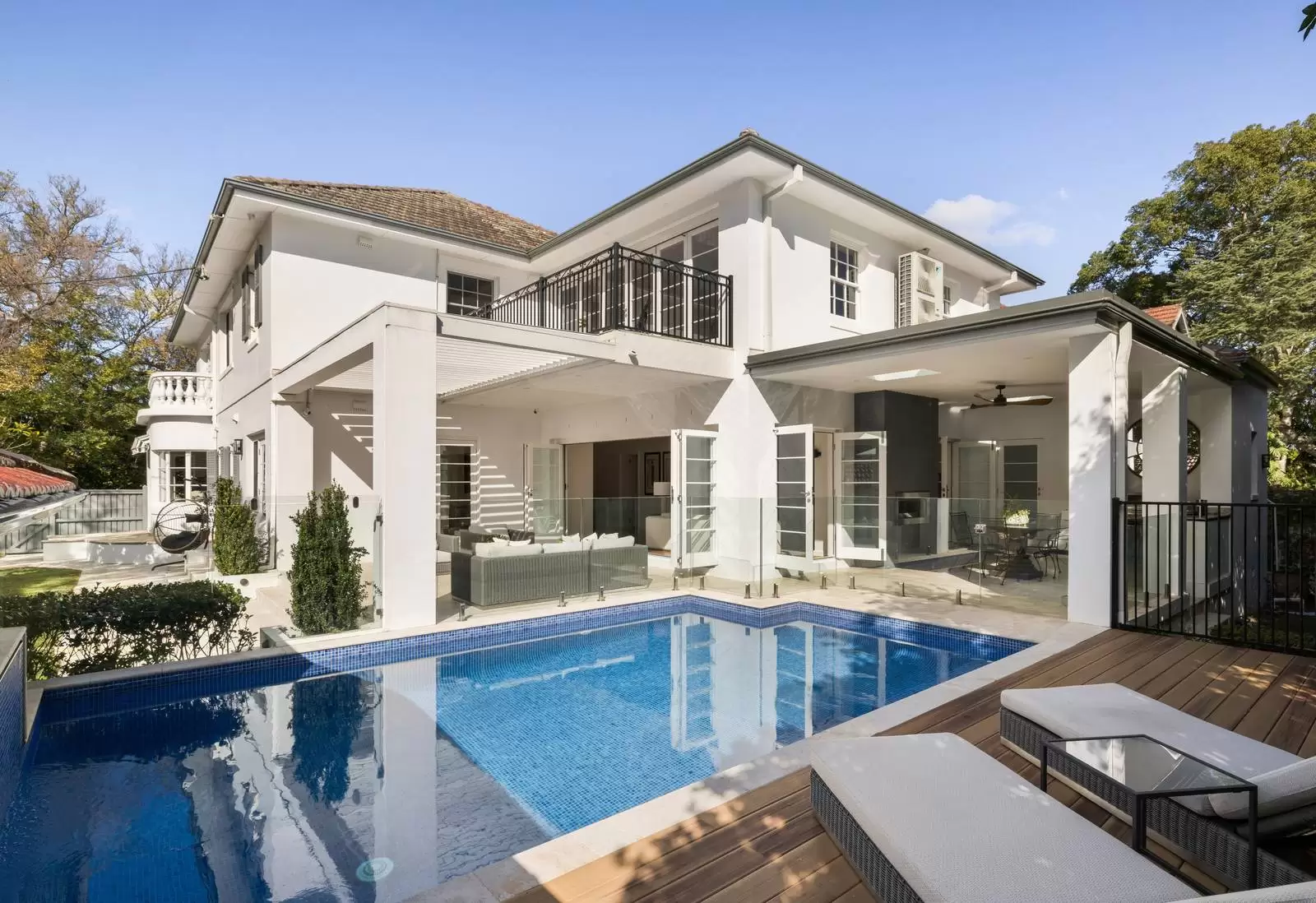 22 Clanville Road, Roseville For Sale by Sydney Sotheby's International Realty - image 2