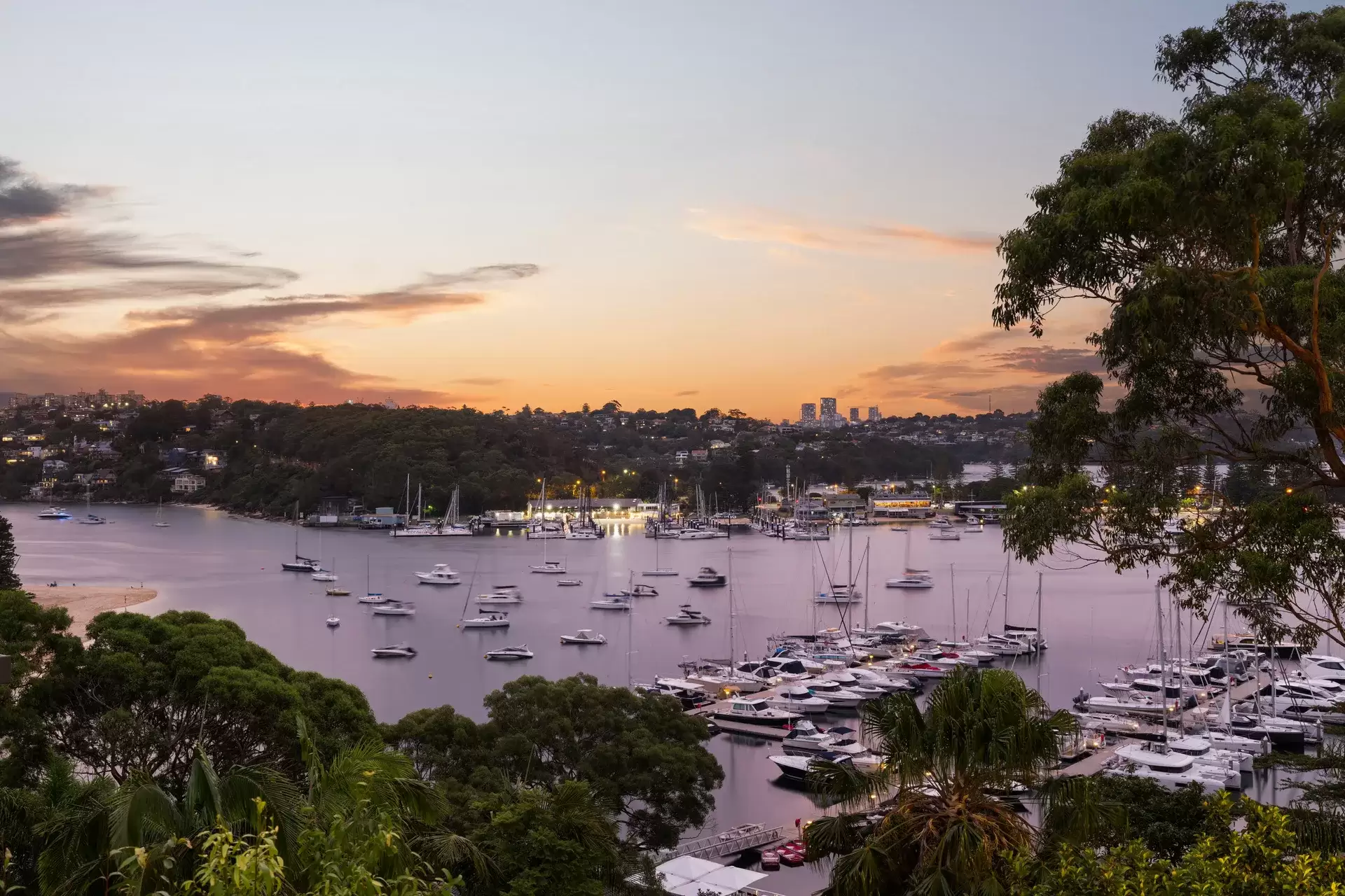 15 Peronne Avenue, Clontarf Sold by Sydney Sotheby's International Realty - image 21