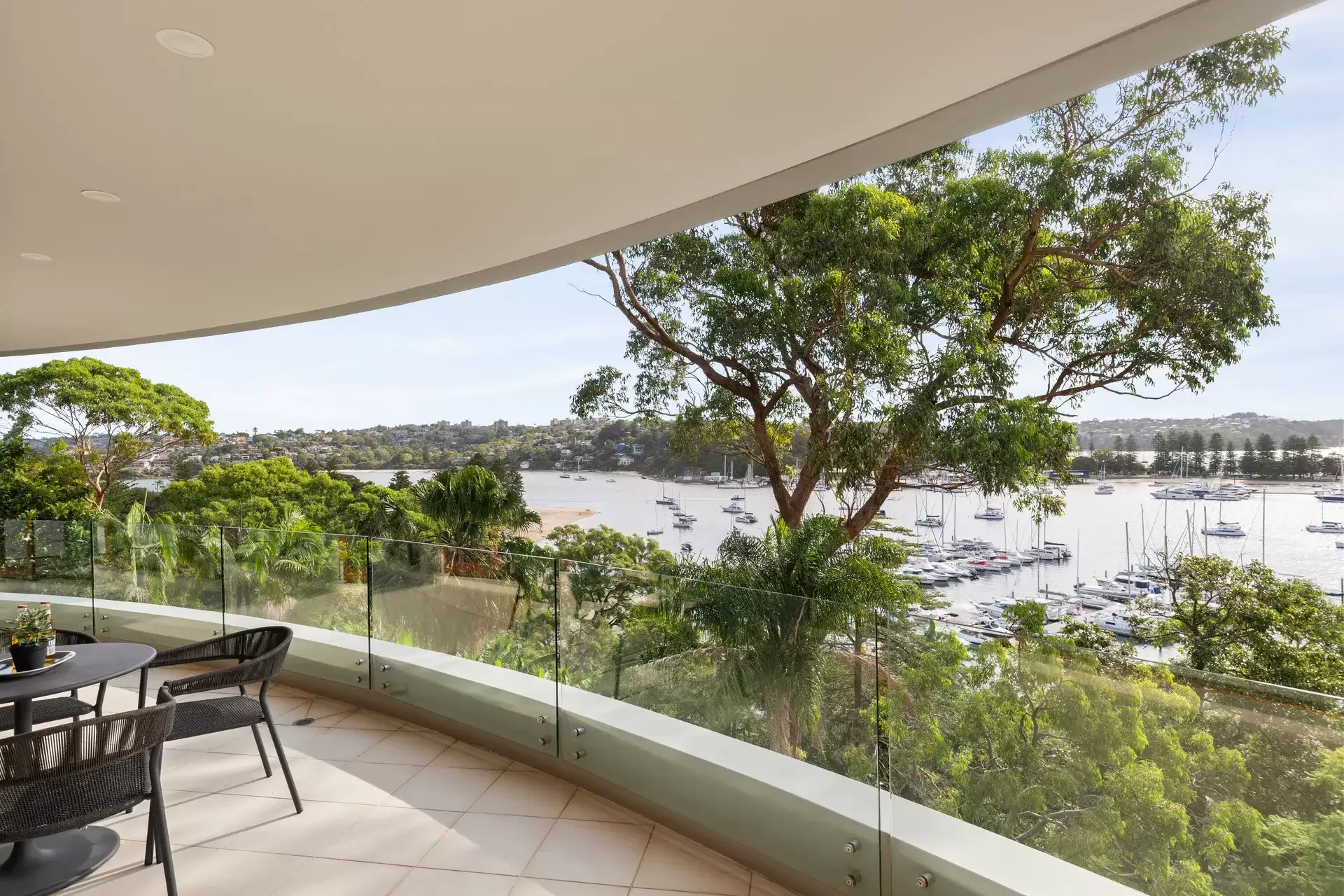 15 Peronne Avenue, Clontarf Sold by Sydney Sotheby's International Realty - image 11