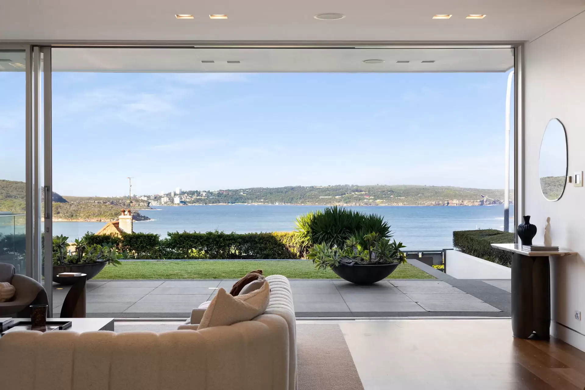8 Superba Parade, Mosman Sold by Sydney Sotheby's International Realty - image 1