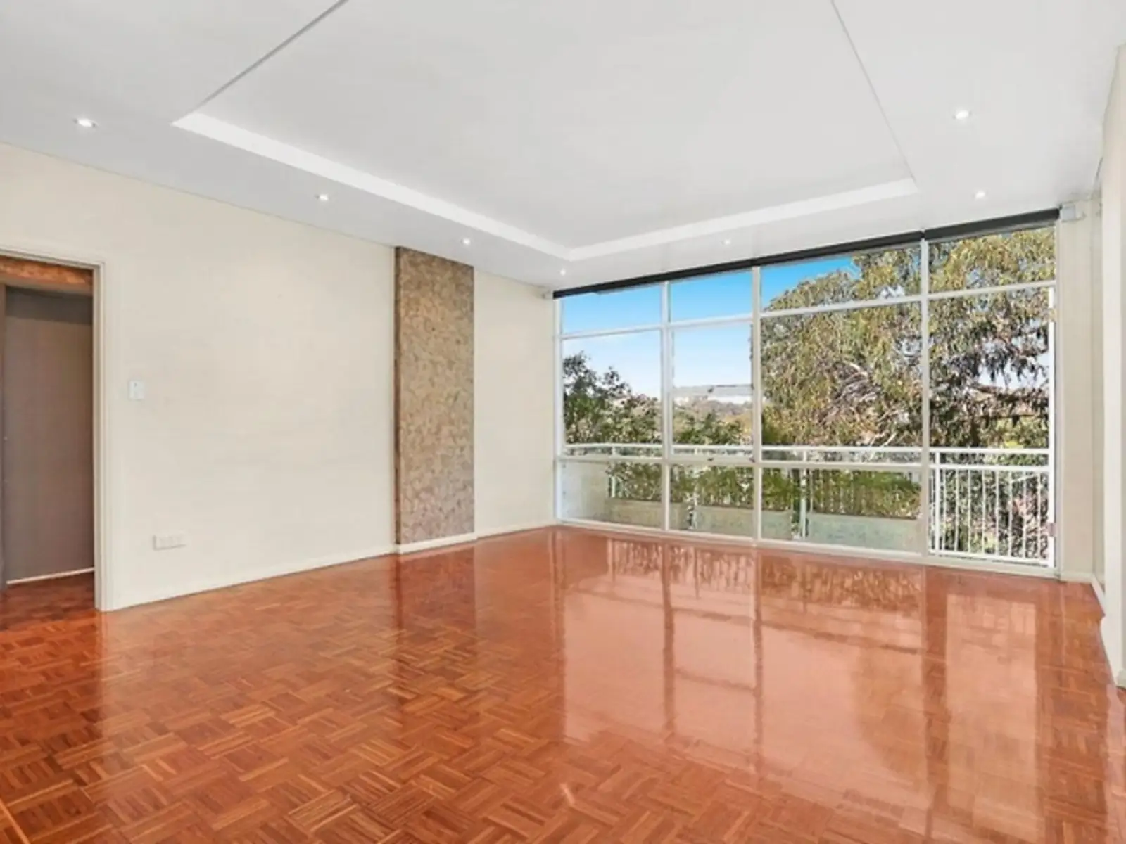 20/19 Stanley Street, Woollahra Sold by Sydney Sotheby's International Realty - image 3
