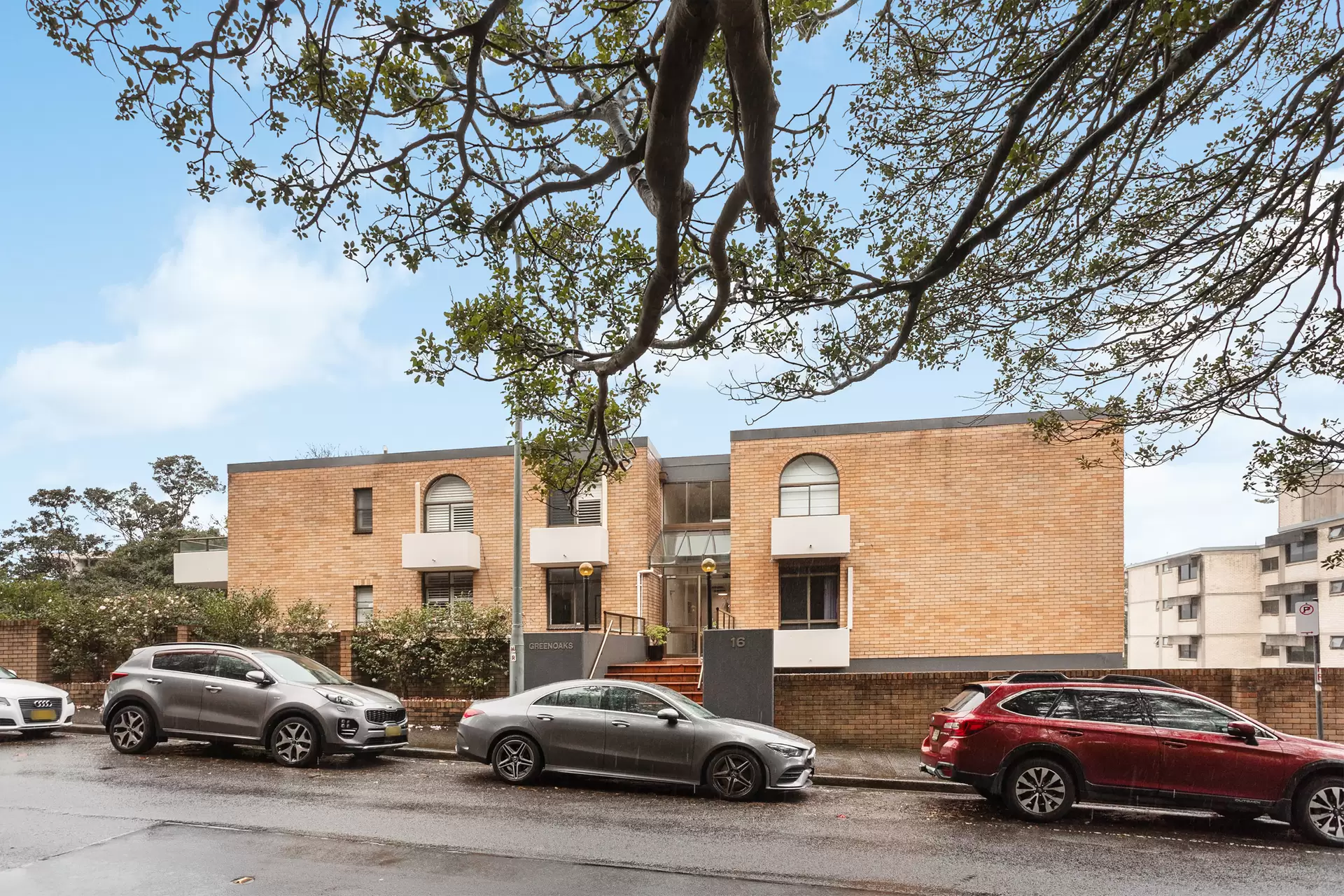 11/16 Greenoaks Avenue, Darling Point Auction by Sydney Sotheby's International Realty - image 1