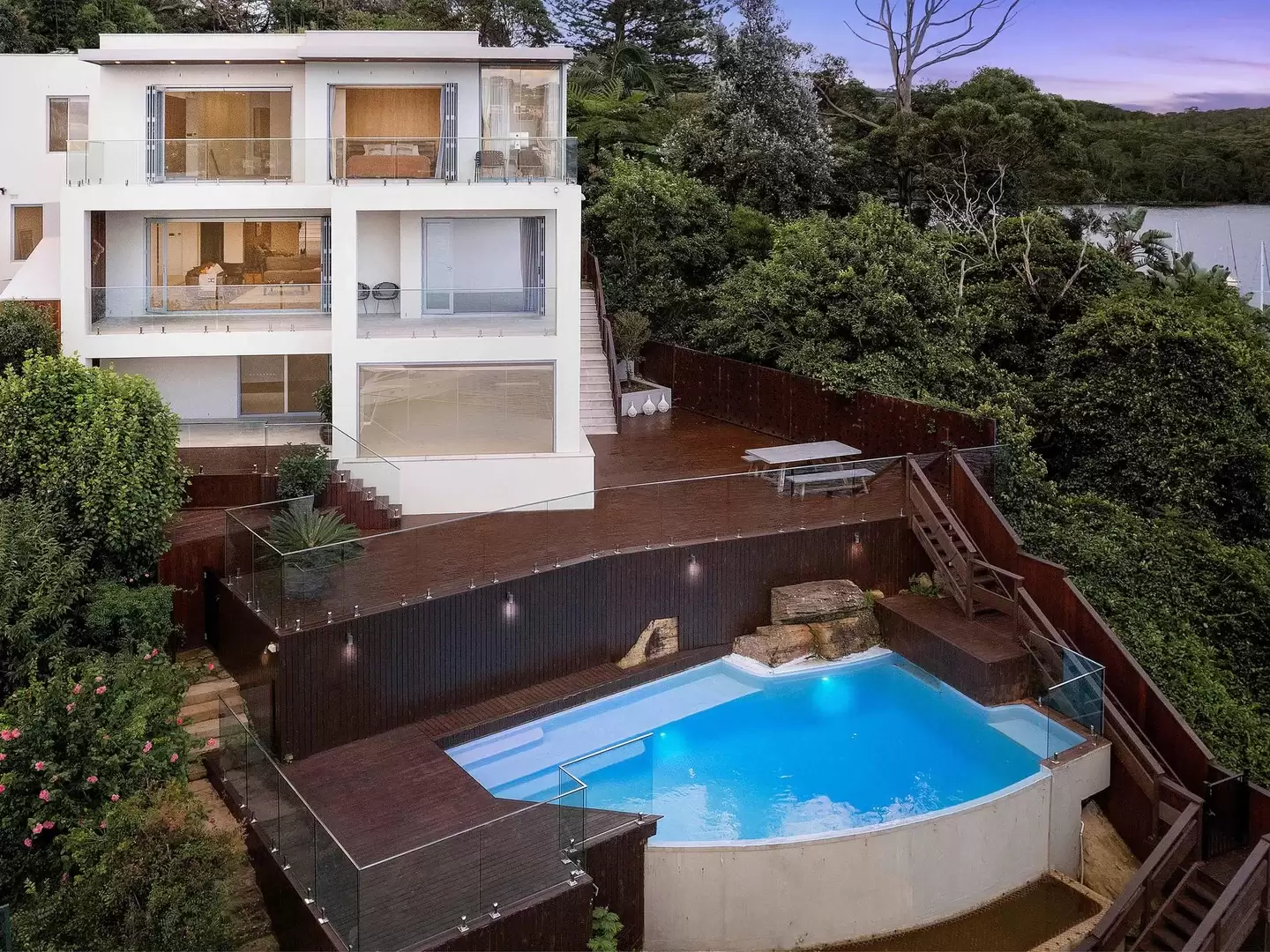 308 Edinburgh Road, Castlecrag Sold by Sydney Sotheby's International Realty - image 13
