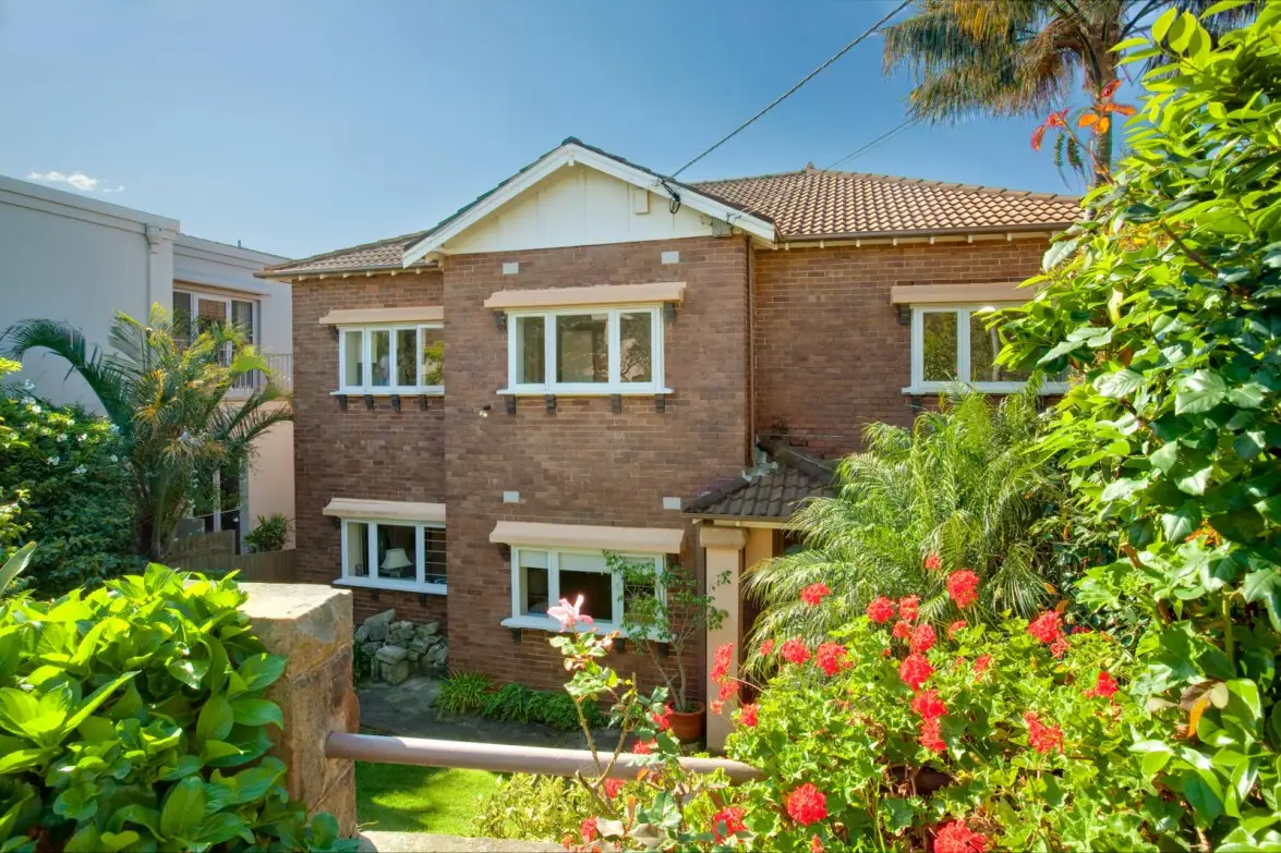 97 Kings Road, Vaucluse Sold by Sydney Sotheby's International Realty - image 1