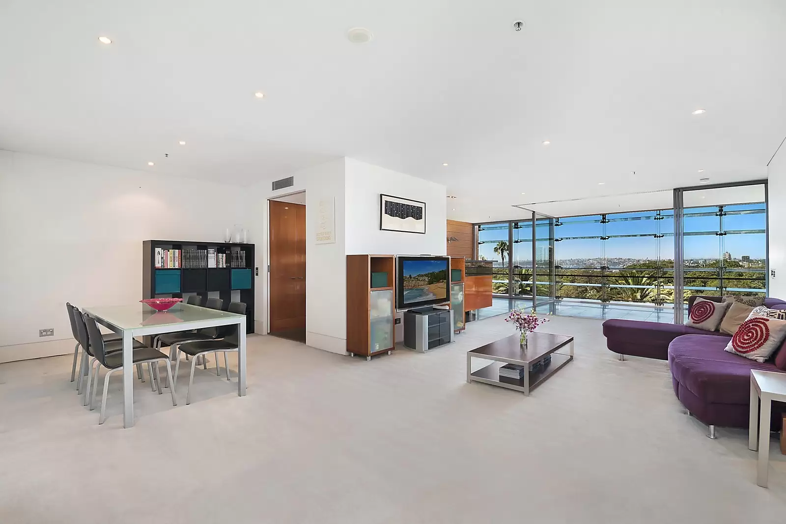 'Macquarie Apartments', Residence 10, 155 Macquarie Street, Sydney Sold by Sydney Sotheby's International Realty - image 7
