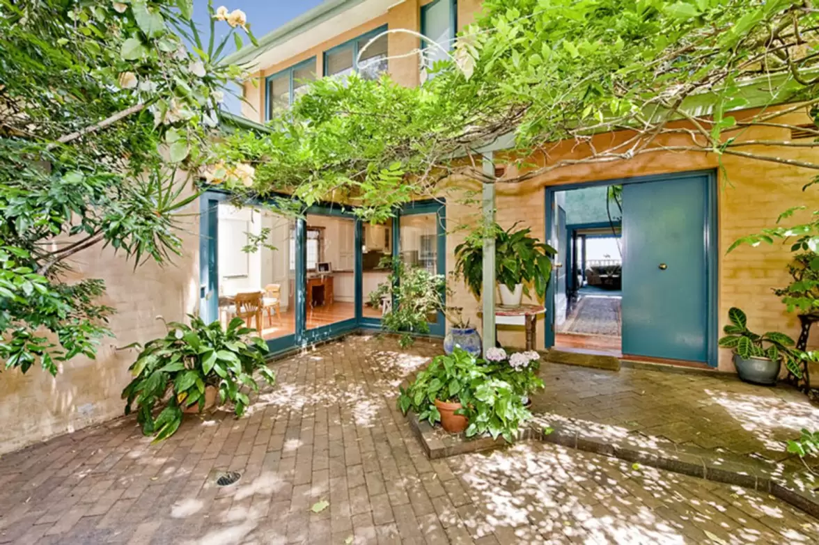 12 Tarrant Avenue, Bellevue Hill Sold by Sydney Sotheby's International Realty - image 5