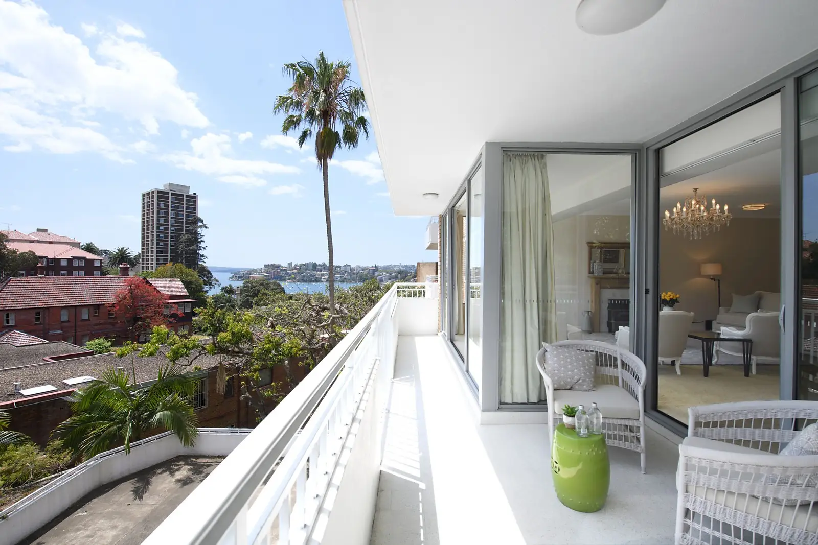 8/4 Greenoaks Avenue, Darling Point Sold by Sydney Sotheby's International Realty - image 2