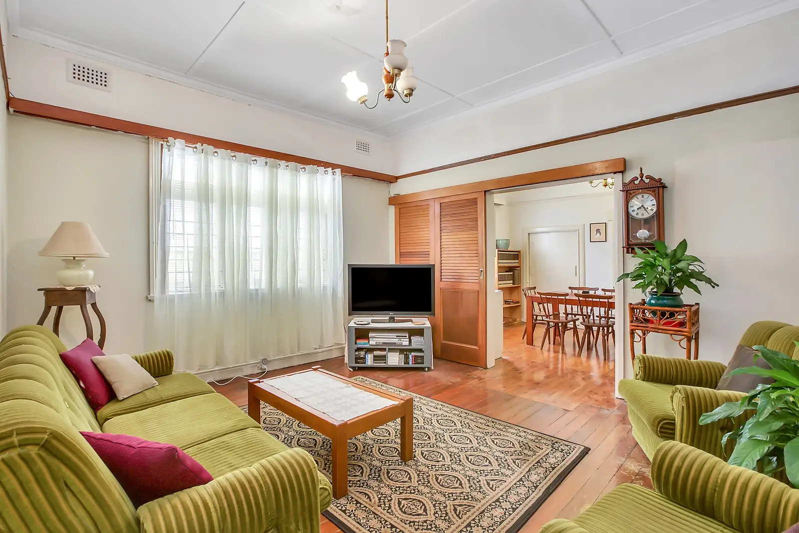169 Old South Head Road, Bondi Junction Sold by Sydney Sotheby's International Realty - image 2