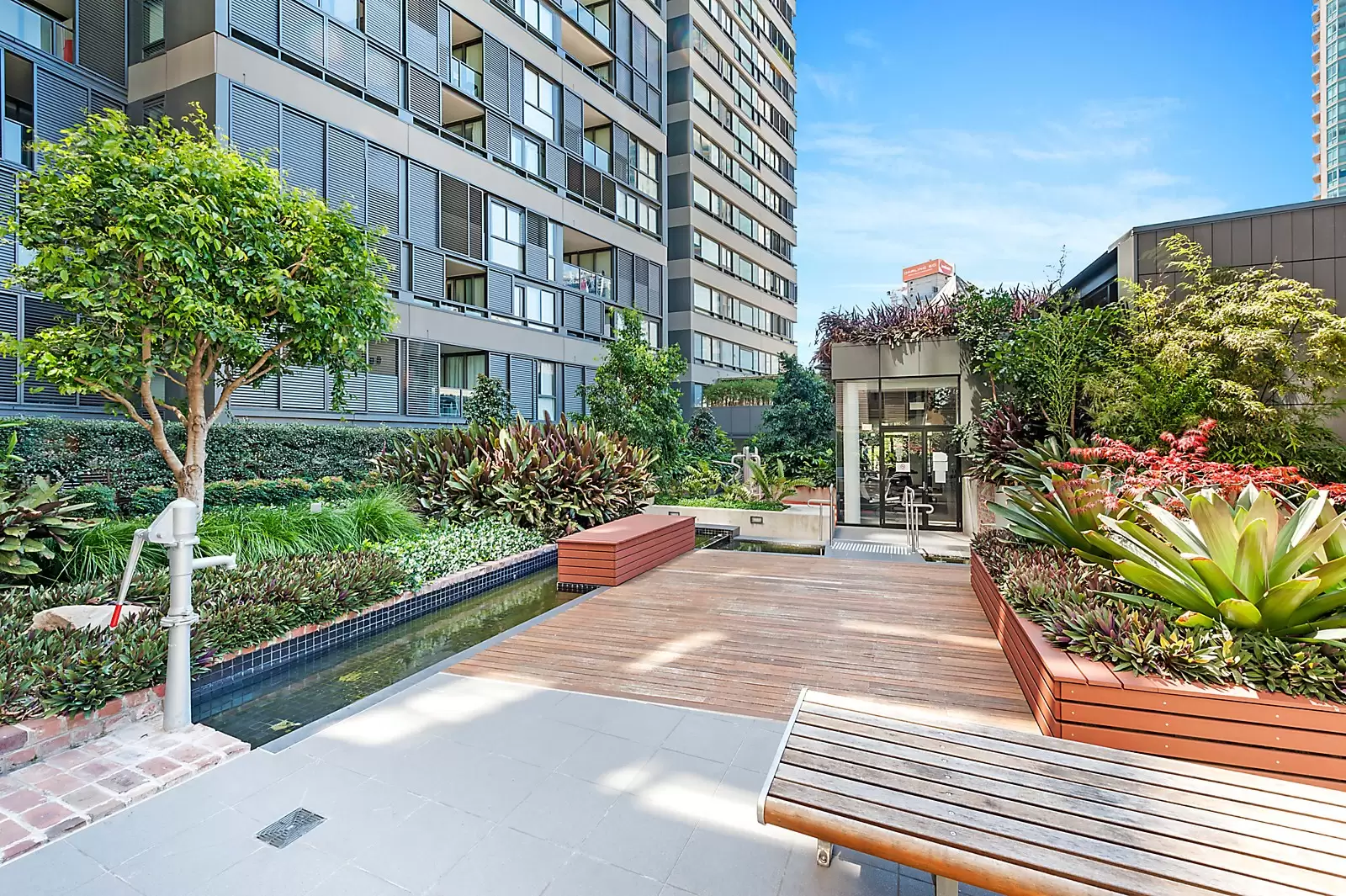Photo #7: 702/33 Ultimo Road, Haymarket - Sold by Sydney Sotheby's International Realty