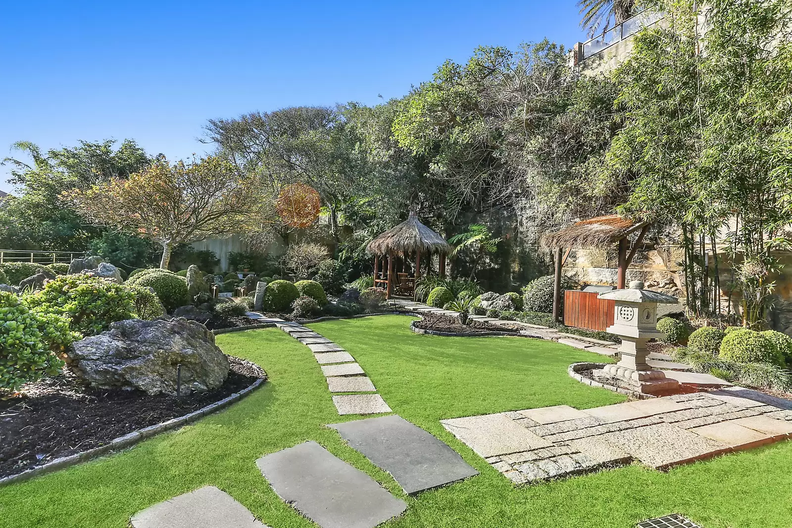 19 Village High Road, Vaucluse Sold by Sydney Sotheby's International Realty - image 11