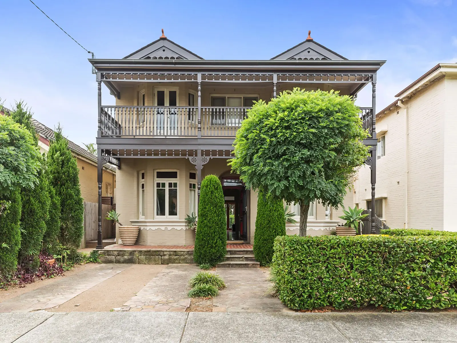 12 Lennox Street, Bellevue Hill Sold by Sydney Sotheby's International Realty - image 1