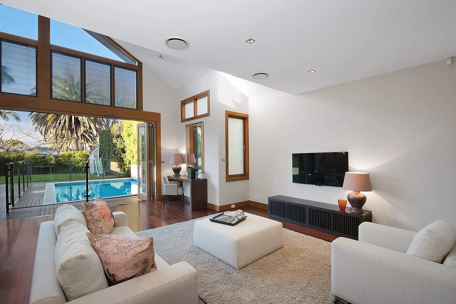 12 Lennox Street, Bellevue Hill Sold by Sydney Sotheby's International Realty - image 2