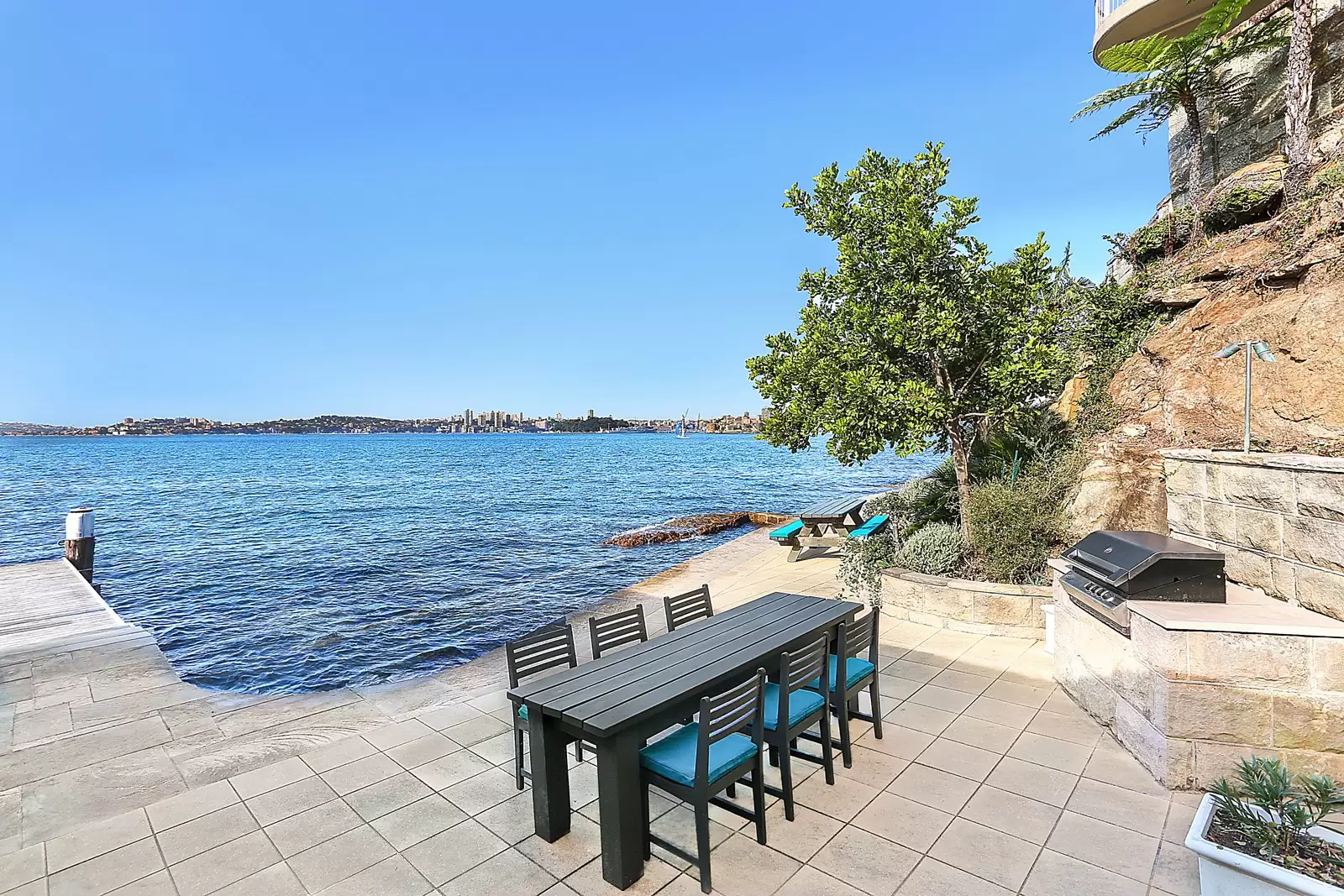 Photo #11: 7 Baden Road, Kurraba Point - Sold by Sydney Sotheby's International Realty