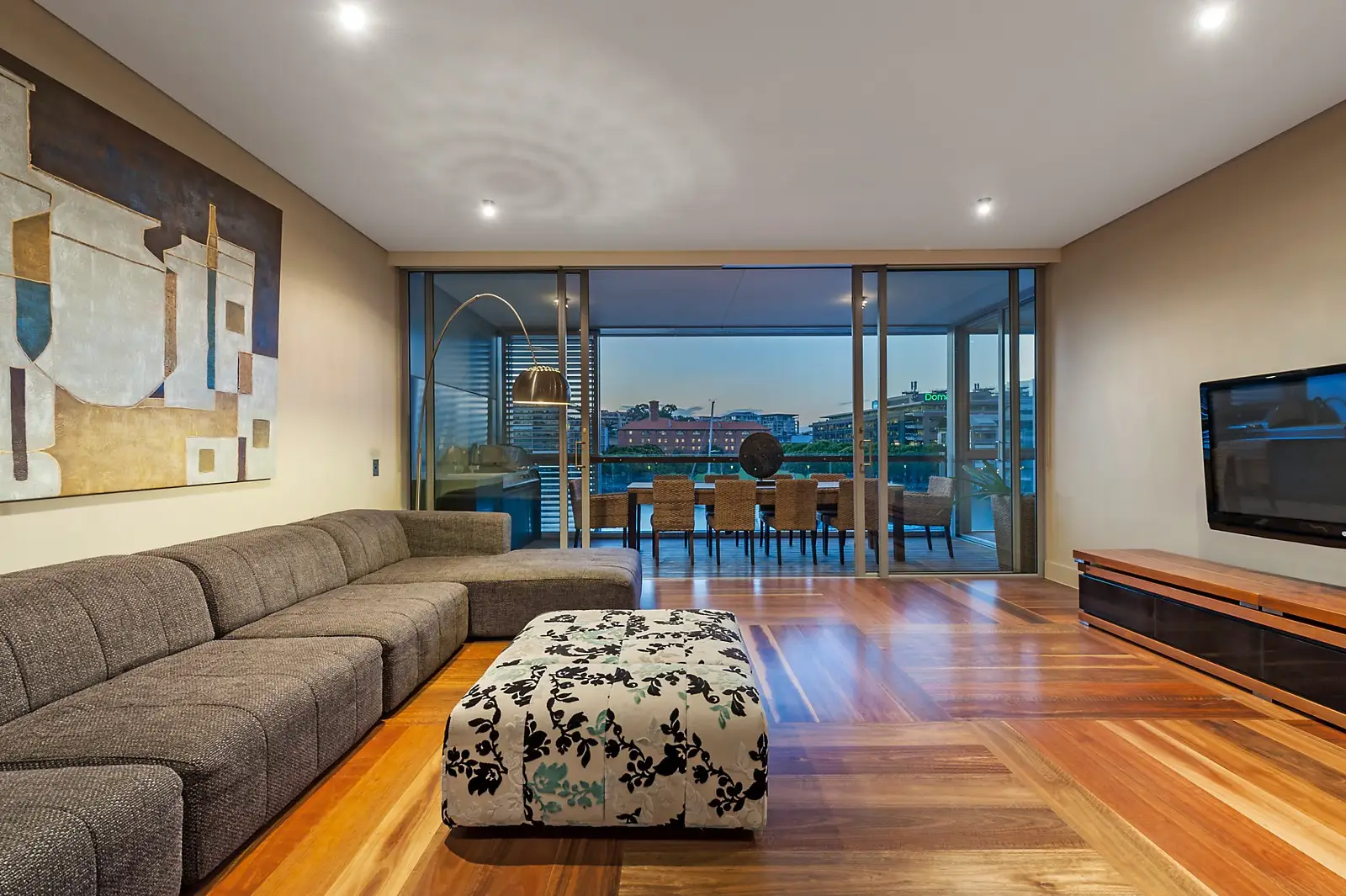 10/56 Pirrama Road, Pyrmont Sold by Sydney Sotheby's International Realty - image 3