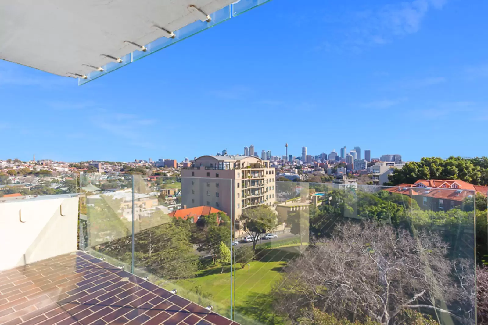 6C/3 Darling Point Road, Darling Point Leased by Sydney Sotheby's International Realty - image 8