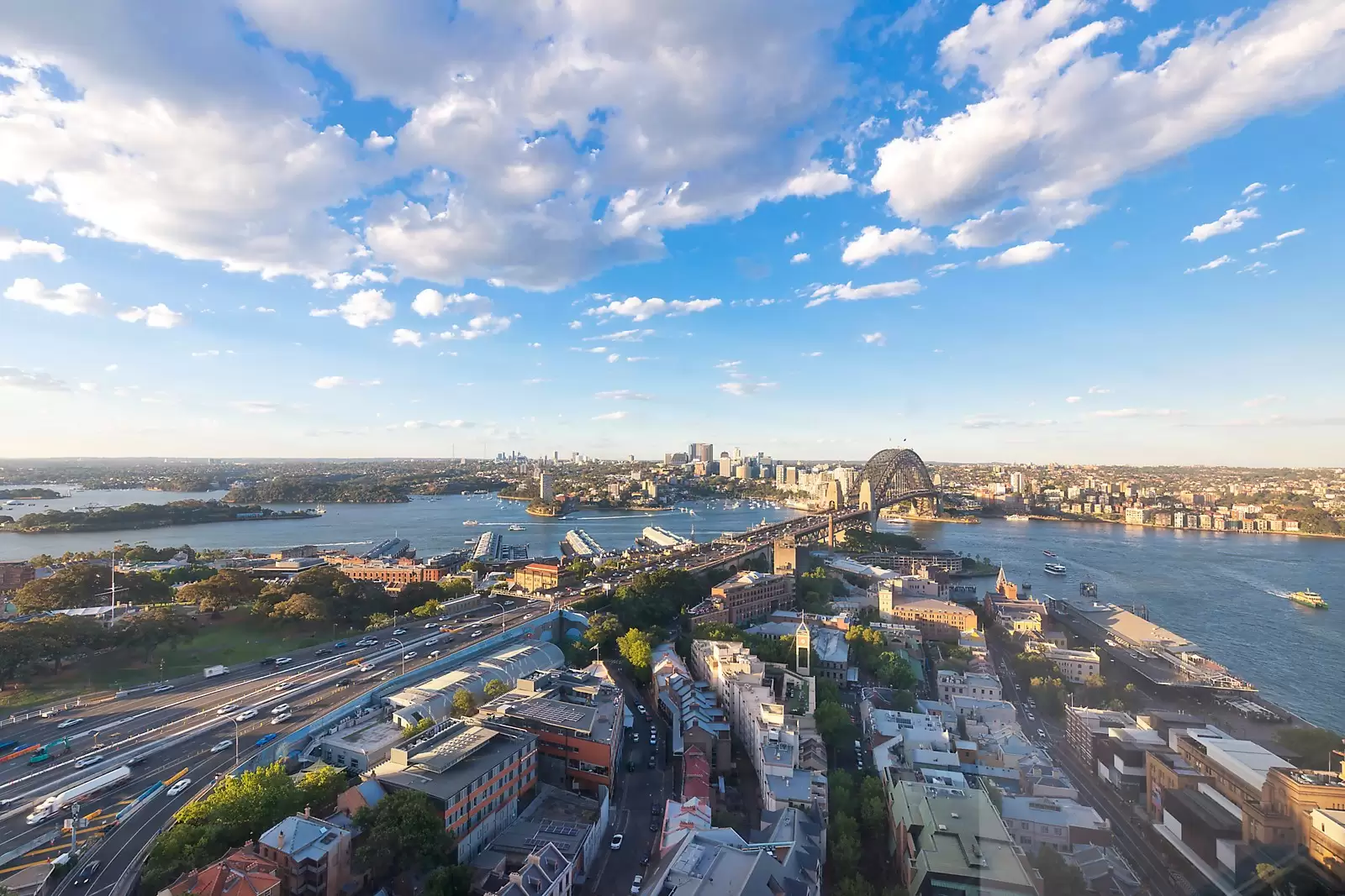 Penthouse 1 George Street, The Rocks Sold by Sydney Sotheby's International Realty - image 4