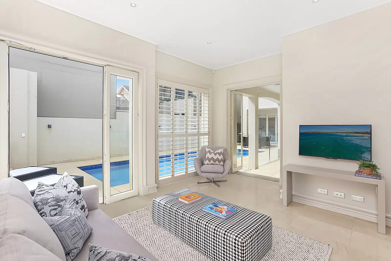 5 Stanley Avenue, Mosman Sold by Sydney Sotheby's International Realty - image 1