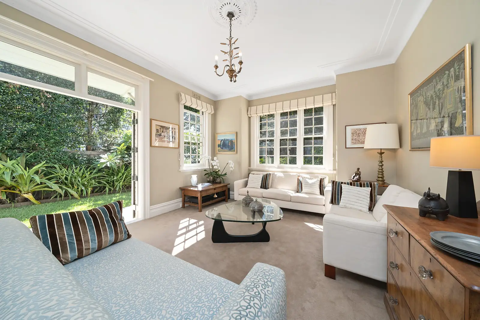 2 Beresford Road, Rose Bay Sold by Sydney Sotheby's International Realty - image 2