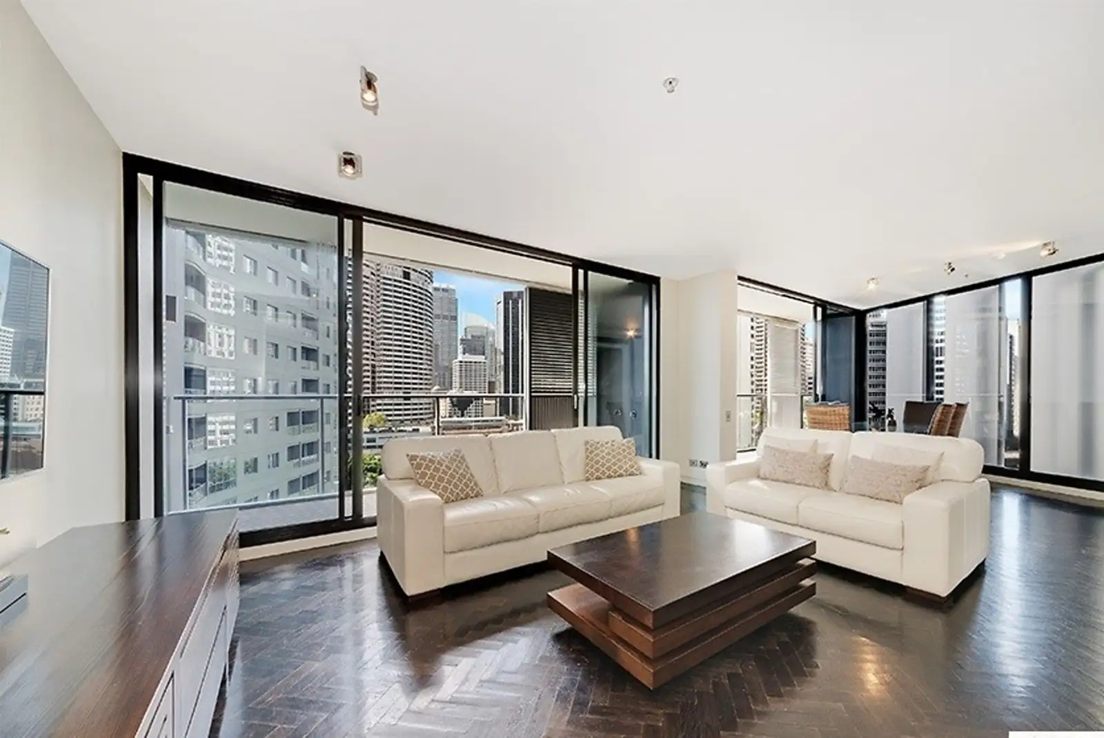 11C/161 Kent Street, Sydney Leased by Sydney Sotheby's International Realty - image 1