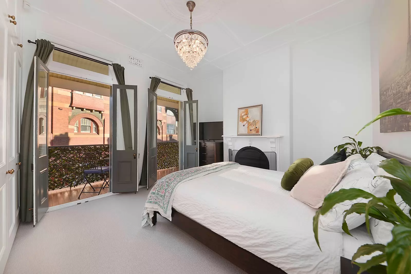 Millers Point Leased by Sydney Sotheby's International Realty - image 6