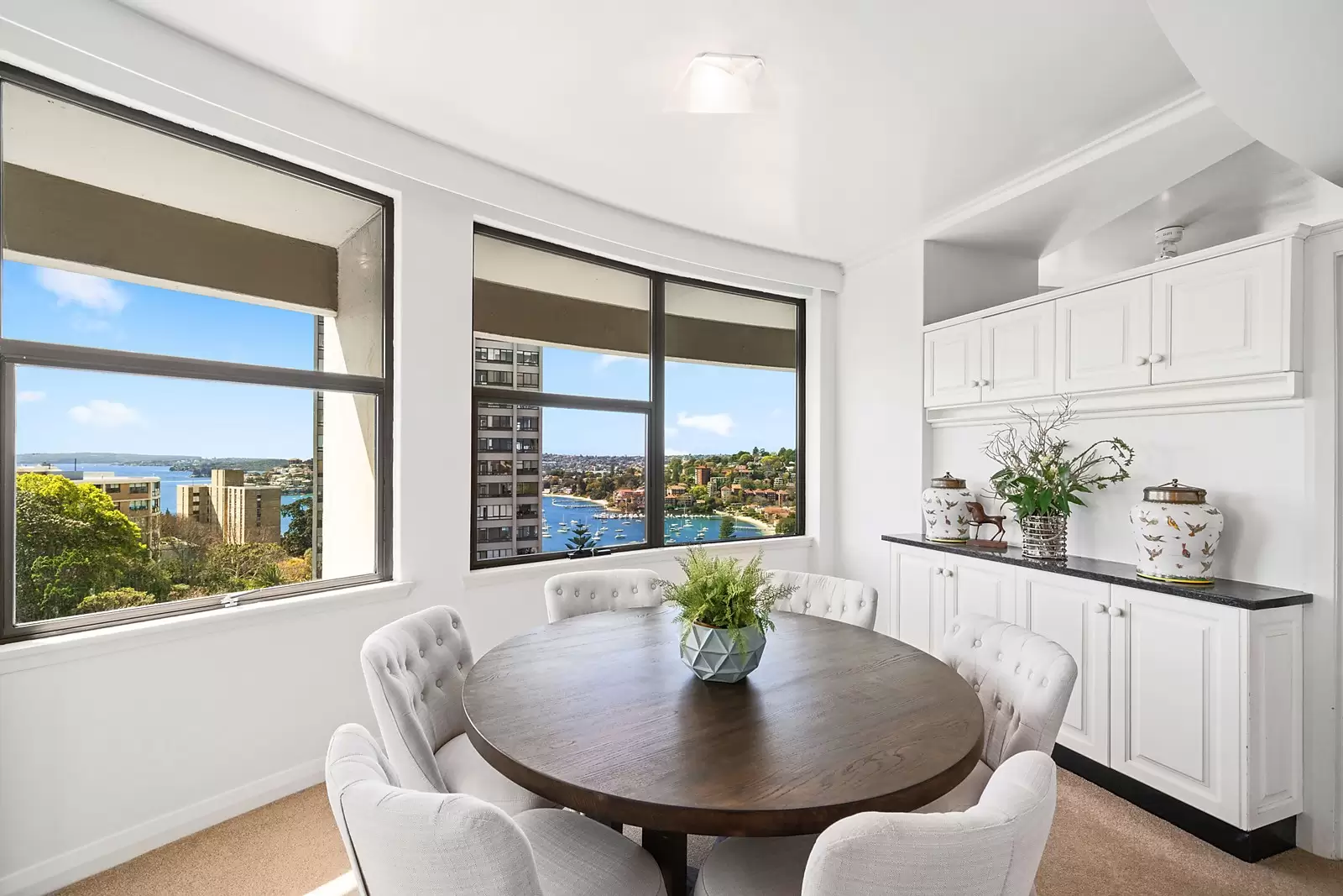 Photo #4: 9/75-79 Darling Point Road, Darling Point - Sold by Sydney Sotheby's International Realty