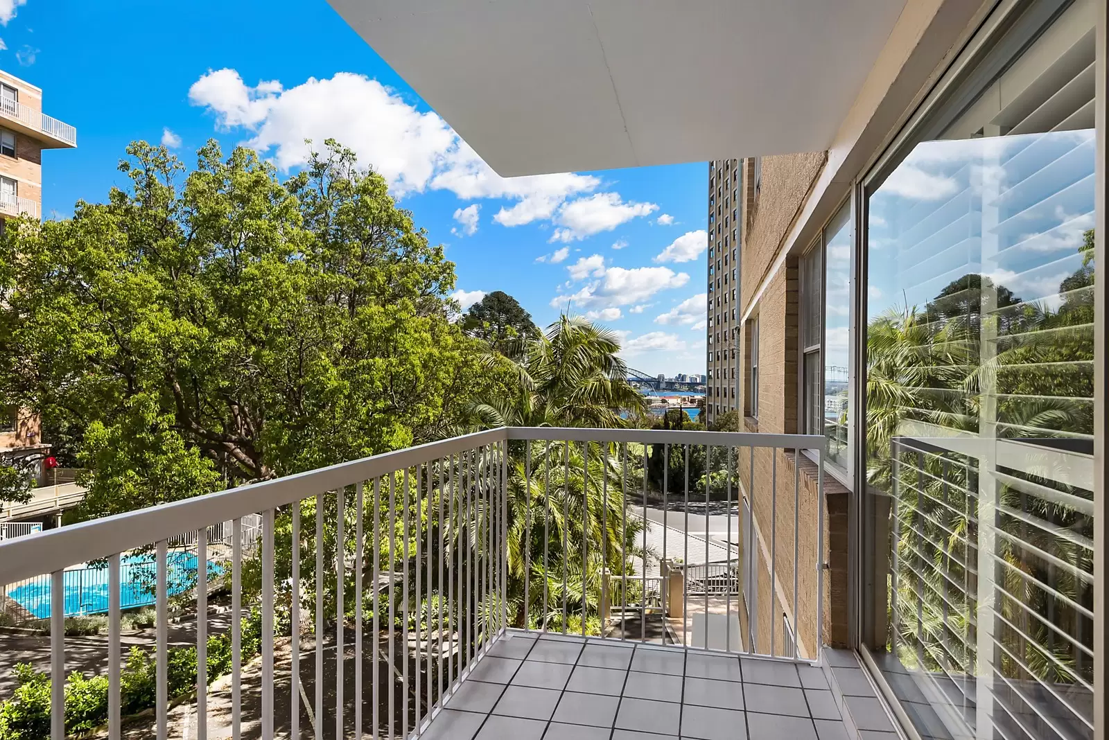 'Residence 7 4 Mitchell Road, Darling Point Sold by Sydney Sotheby's International Realty - image 5