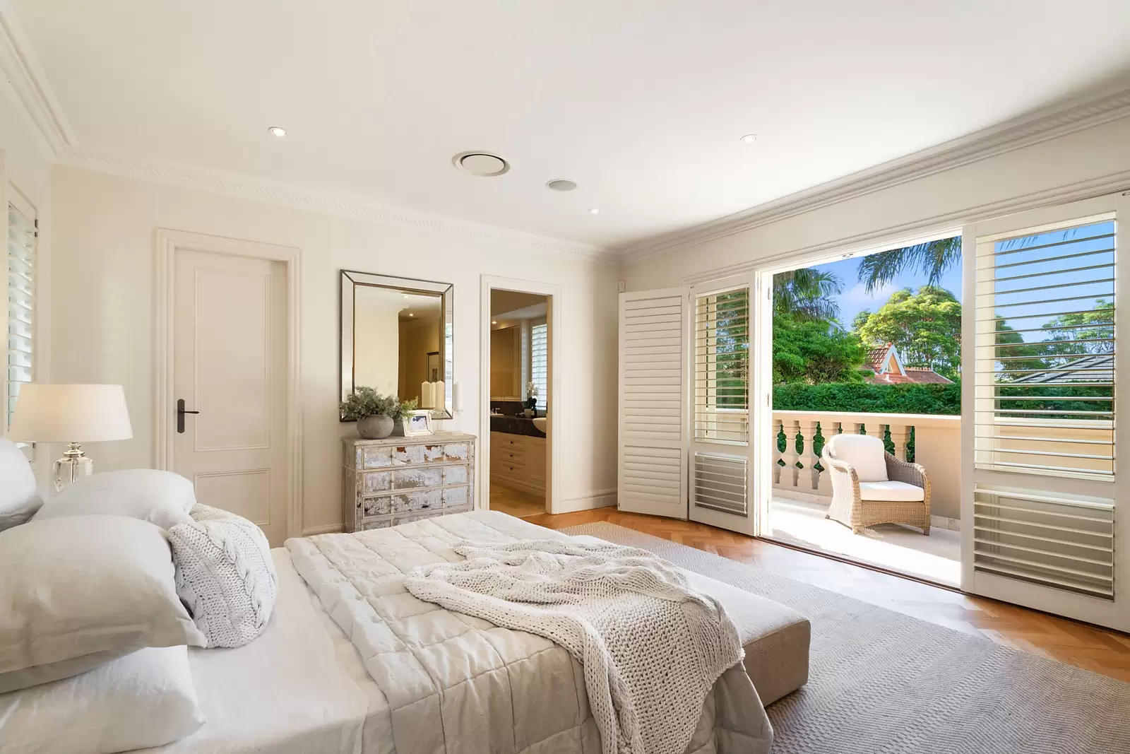 37 Palmerston Street, Vaucluse Sold by Sydney Sotheby's International Realty - image 8
