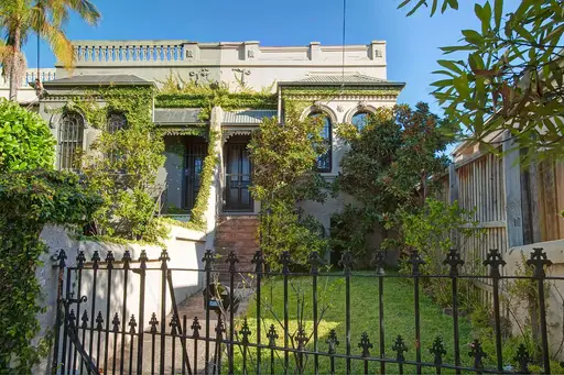 32 Edgecliff Road, Woollahra Sold by Sydney Sotheby's International Realty