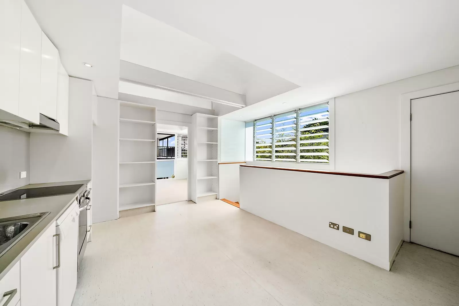 18 Glebe Street, Edgecliff Leased by Sydney Sotheby's International Realty - image 4