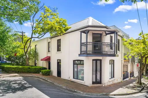 18 Glebe Street, Edgecliff Leased by Sydney Sotheby's International Realty