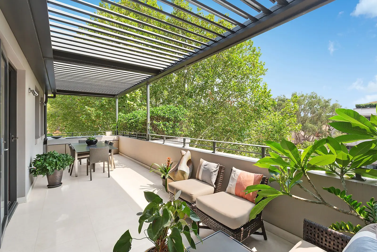 6/8 Guilfoyle Avenue, Double Bay Sold by Sydney Sotheby's International Realty - image 3