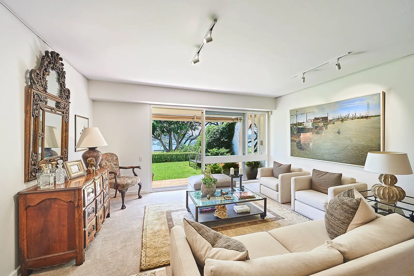 58 New Beach Road, Darling Point Sold by Sydney Sotheby's International Realty - image 2