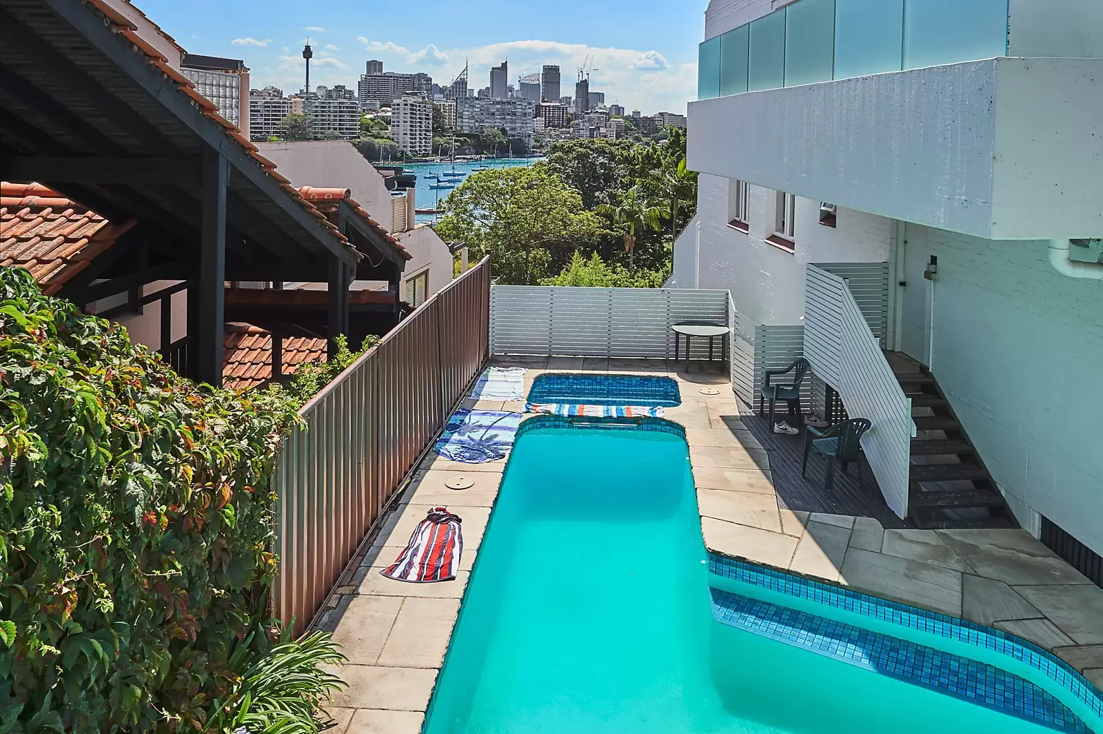 58 New Beach Road, Darling Point Sold by Sydney Sotheby's International Realty - image 1