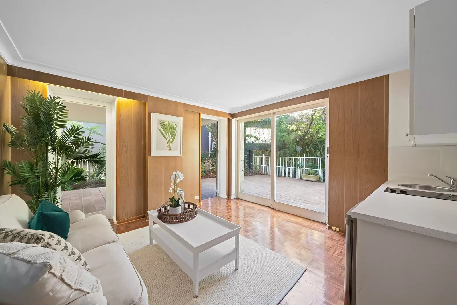 61 Village High Road, Vaucluse Sold by Sydney Sotheby's International Realty - image 13