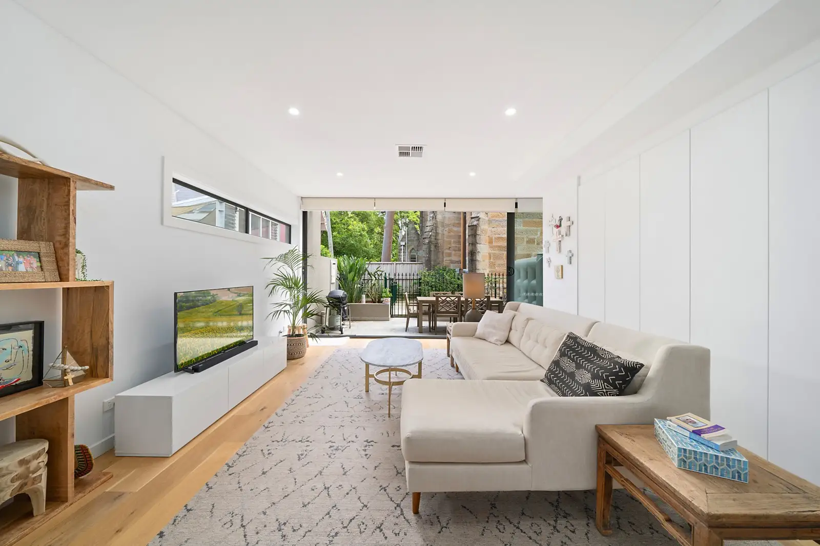 156A Bridge Road, Glebe Sold by Sydney Sotheby's International Realty - image 2