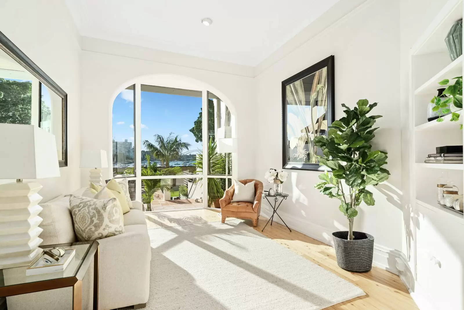 49 New Beach Road, Darling Point Sold by Sydney Sotheby's International Realty - image 3