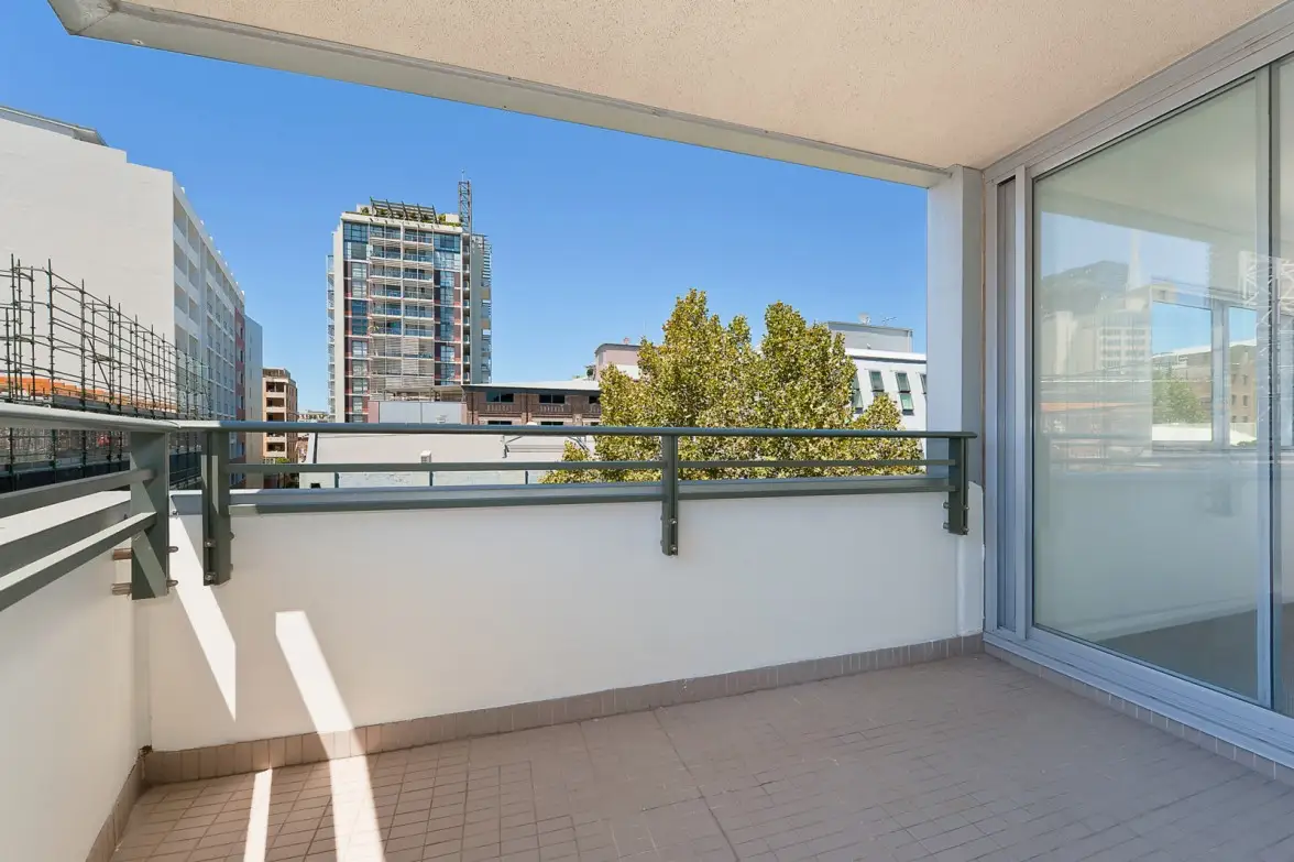 420/16-22 Smail Street, Ultimo Sold by Sydney Sotheby's International Realty - image 1