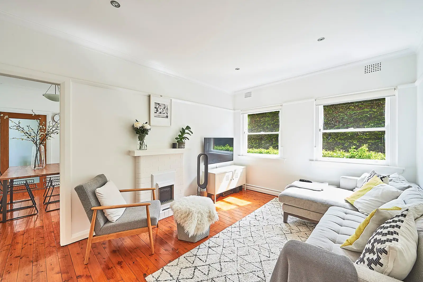 2/26 Holdsworth Street, Neutral Bay Sold by Sydney Sotheby's International Realty - image 1