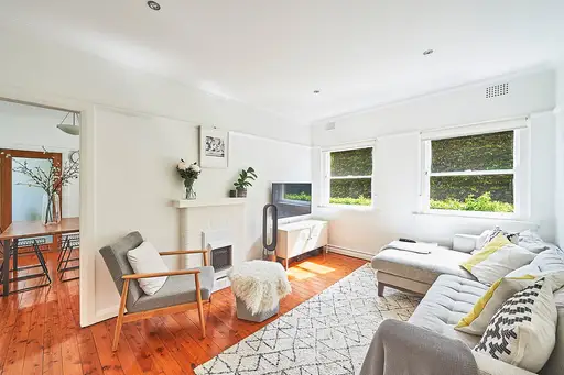 2/26 Holdsworth Street, Neutral Bay Sold by Sydney Sotheby's International Realty
