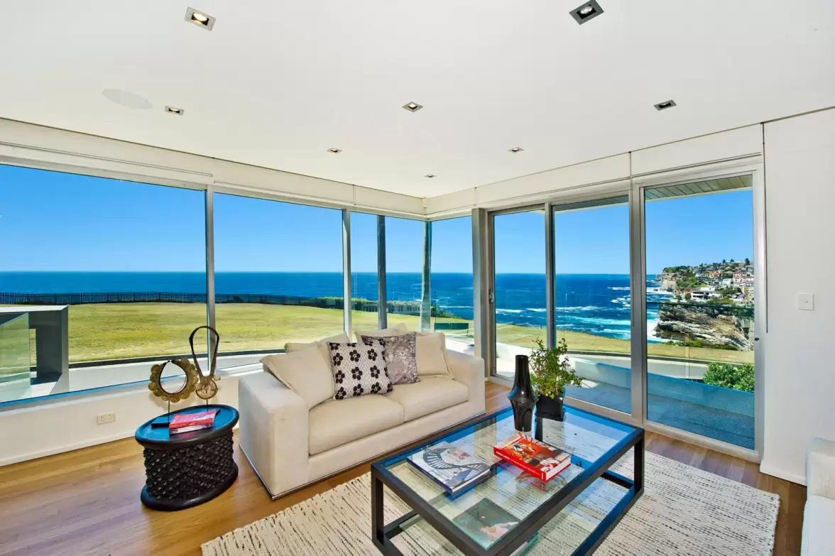 1 Chris Bang Crescent, Vaucluse Sold by Sydney Sotheby's International Realty - image 4